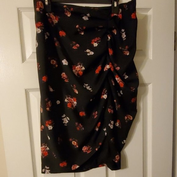 GIANNI BINI‎ RUCHED SIDE SLIT LINED FLORAL SKIRT XS - Picture 13 of 13